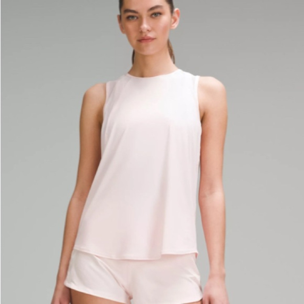 $58 lululemon sculpt tank. Size 6. Strawberry milkshake pink. NWOT